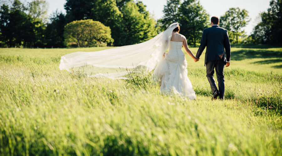 old lantern inn charlotte vt vermont wedding photographers